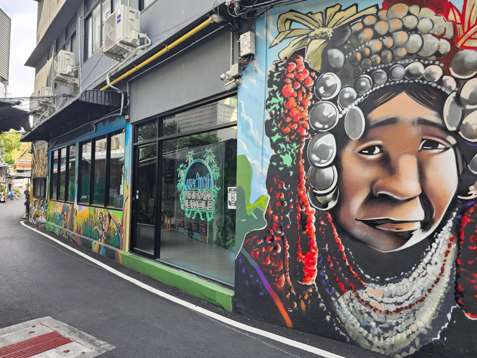 Urban Jungle Hostel 曼谷 外观 照片